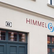 Fassade des Café Himmel & Erde in Brandenburg